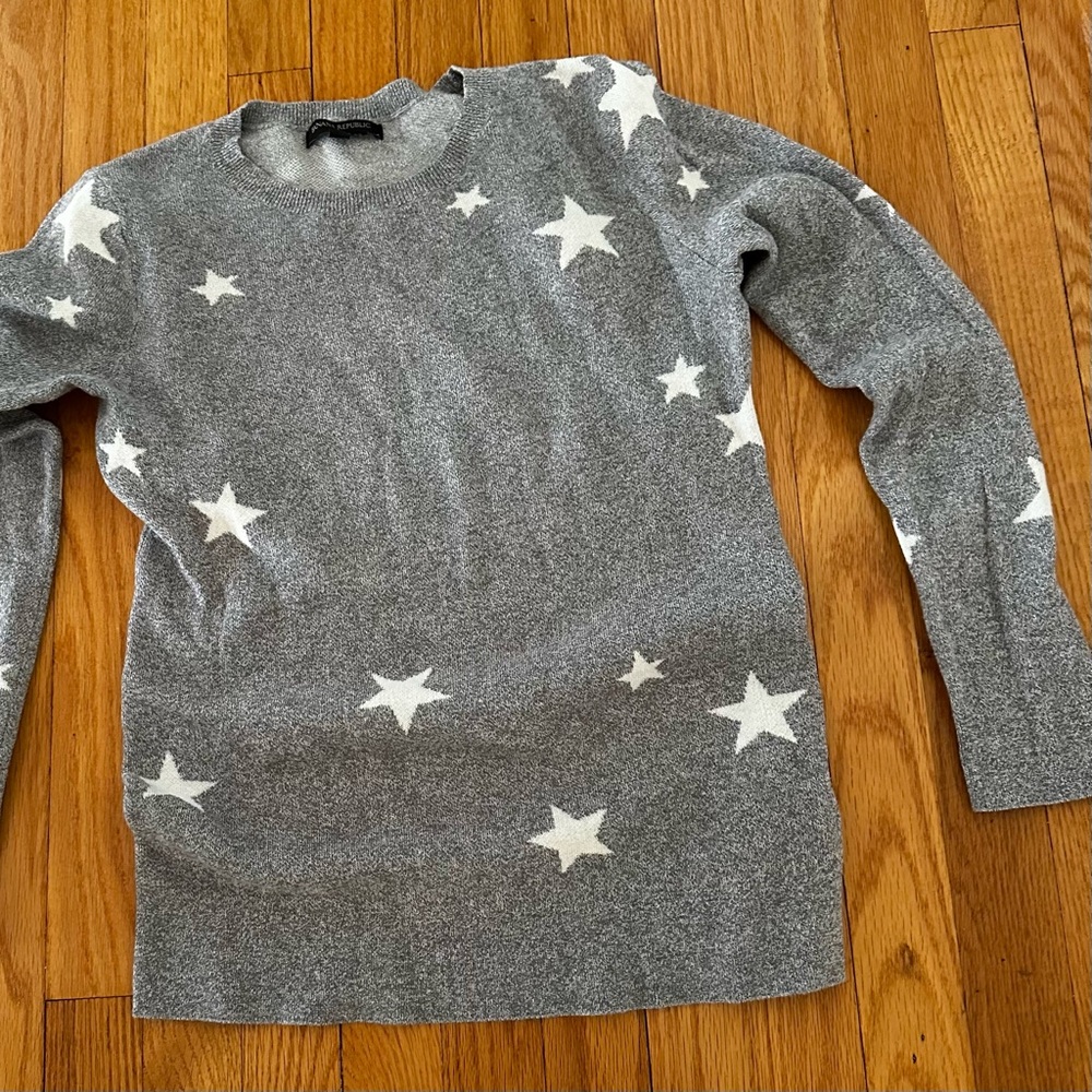 Banana Republic Gray and White Star Sweater.